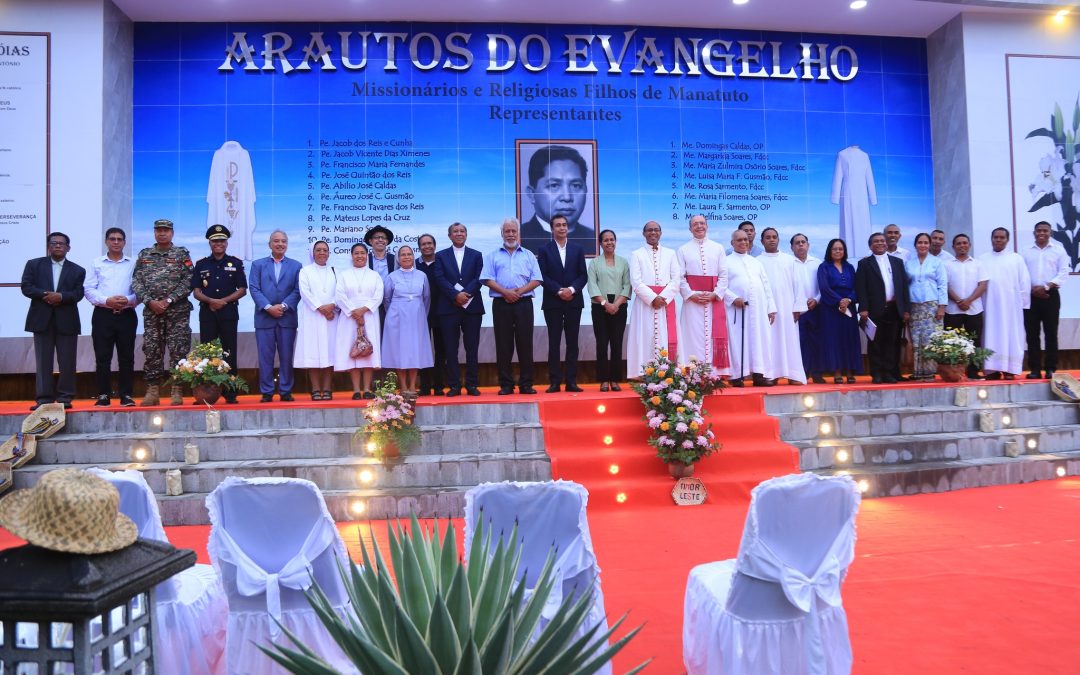 PM XANANA INAUGURA MONUMENTU ARAUTOS DO EVANGELHO